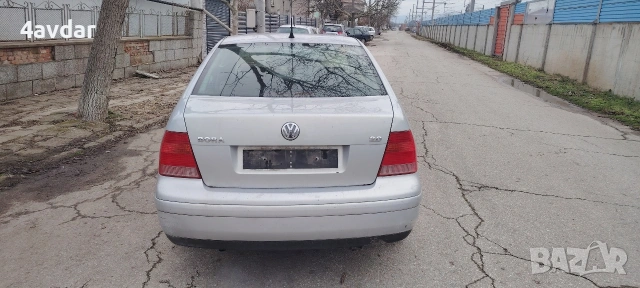 VW Bora 2.0 115 kоня, снимка 8 - Автомобили и джипове - 53134339
