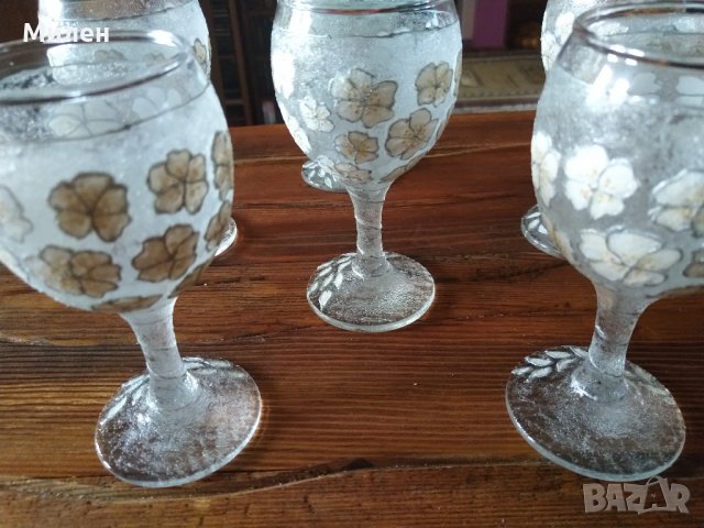 Чаши за вино, снимка 3 - Чаши - 31071843