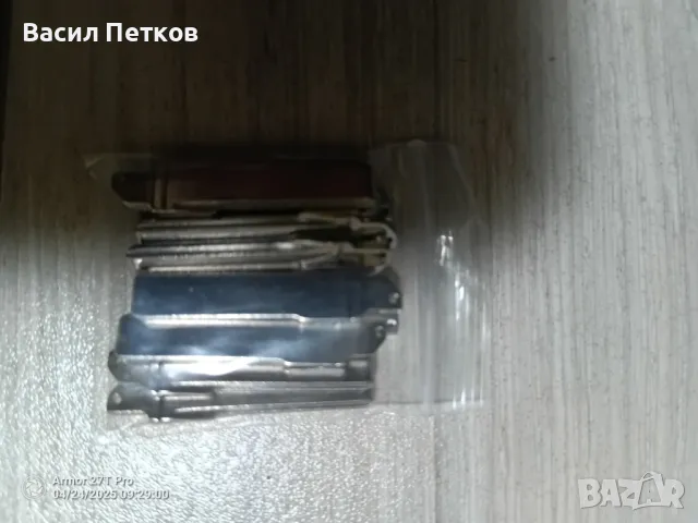 Кутийки,  пера и емблеми за ключ за Skoda Octavia mk2;3, снимка 3 - Части - 50023640