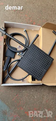 Комплект душ с регулируема релса DERW, с квадратна глава тип „Rainfall“ 25 см, черен, снимка 10 - Душове - 49987959