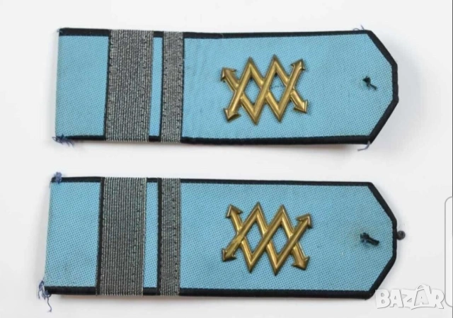  Чифт военни пагони -  лейтенант“ във Военновъздушните сили на България. 80те - съхранете спомена и 