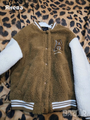 Нов дамски бомбър LC WAIKIKI , снимка 9 - Якета - 51533490