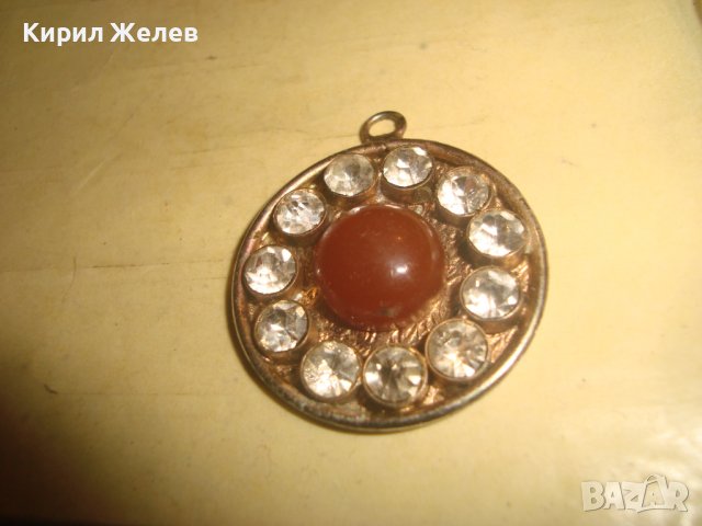 СТАР ПОСРЕБРЕН АРТ ДЕКО РЕТРО МЕДАЛЬОН с ШЛИФАВАН ЧЕРВЕН КЕХЛИБАР ФАТУРАН и ФАСЕТИРАНИ ЦИРКОНИ 29364, снимка 14 - Антикварни и старинни предмети - 37720118