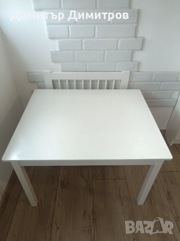 Детска маса с пейка