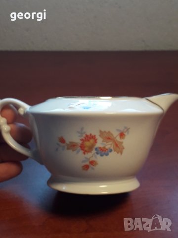 Порцеланова каничка за мляко Чехословакия , снимка 2 - Сервизи - 32340738