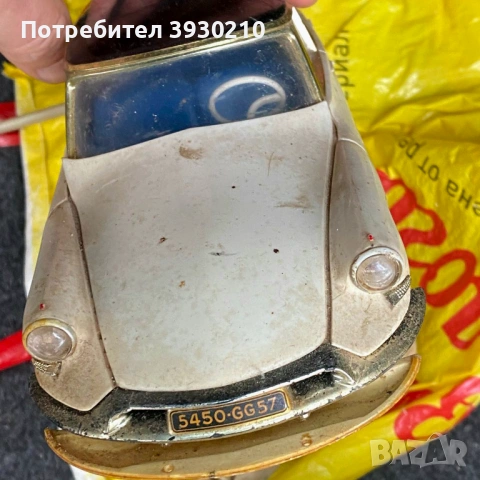 Рядка антикварна играчка — Citroën DS 19