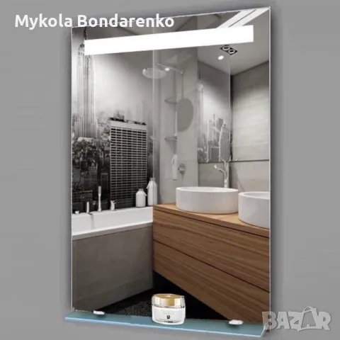 стенно Огледало с лед осветление и рафт