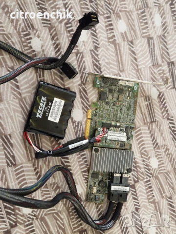 LSI MegaRaid SAS 9361-8i RAID Controller контролер SAS, снимка 1
