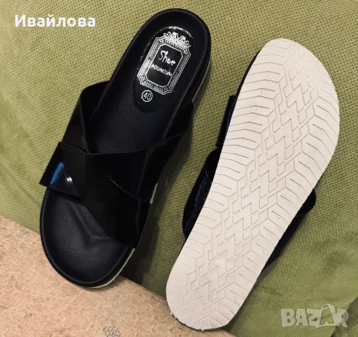 Дамски чехли, снимка 3 - Чехли - 47645046