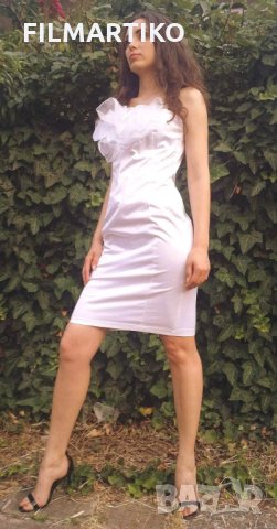 Дизайнерска рокля