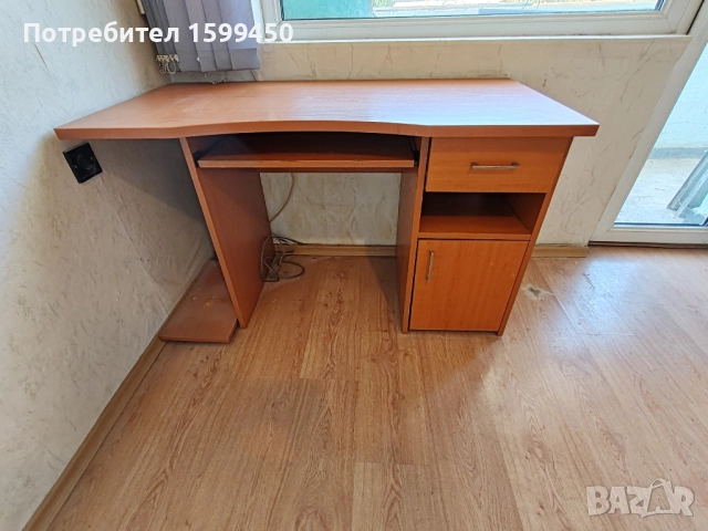 ученическо бюро без следи от употреба, снимка 2 - Бюра - 51829876