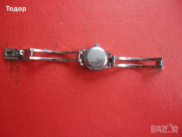 Немски дамски часовник Isoma 17 Jewels Automatic, снимка 5 - Дамски - 43526476