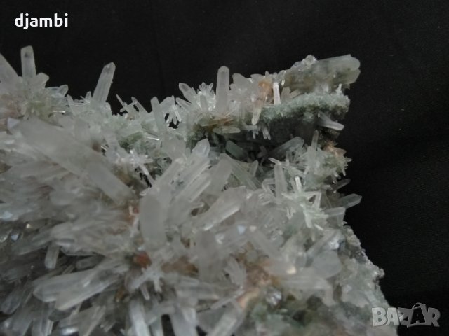 № 57 Зелен кварц със сфалерит,, снимка 4 - Декорация за дома - 27604544