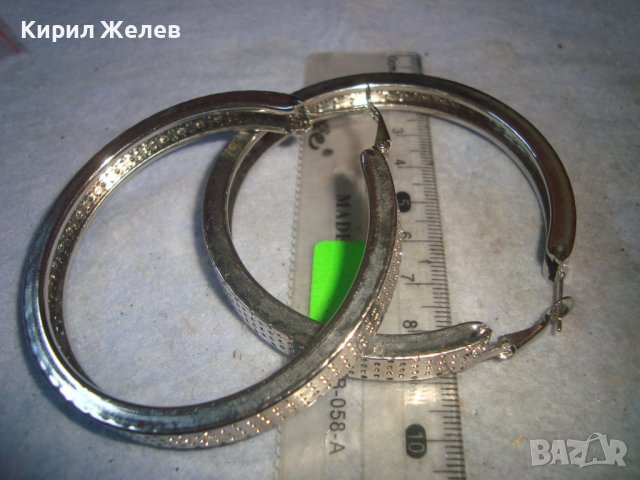 ЧИФТ СРЕБРИСТИ КЛАСИЧЕСКИ СТИЛ Тип ХАЛКИ ФЕШЪН АРТ ОБЕЦИ от НЕРЪЖДАЕМА СТОМАНА 31993, снимка 3 - Обеци - 38163297