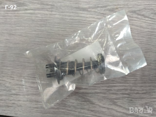 A2048800127**NEU**MERCEDES-BENZ**ТАМПОН ПР.КАПАК