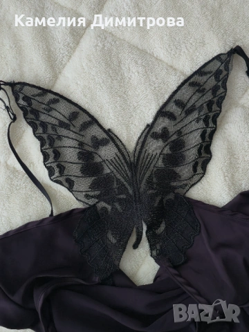 Елегантна черна рокля с тънки презрамки и ефектен гръб с пеперуда, снимка 2 - Рокли - 53285471