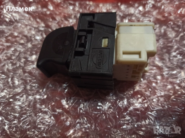 Бутон за ел.стъкло