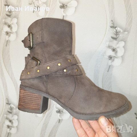 Боти Clarks от набук  UK 6D,38 -38,5, снимка 4 - Дамски боти - 43901073