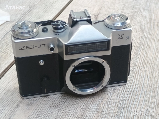 Фотоапарат Зенит Е