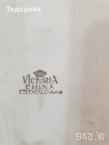 Старинен порцеланов поднос от началото на миналия век- Victoria Cnina Czechoslovakia - 1918 - 1938 г, снимка 6 - Чинии - 40374369