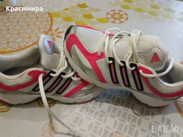 Дамски маратонки Adidas 39 1/3