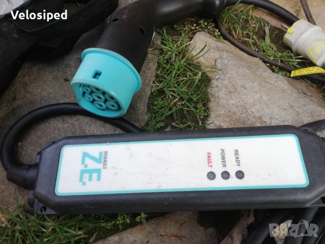 Зарядно за Renault Zoe 