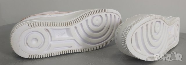NIKE AIR FORCE 1 LOW 38 номер оригинални, светлоотразителни,естествена кожа , снимка 5 - Маратонки - 36801119