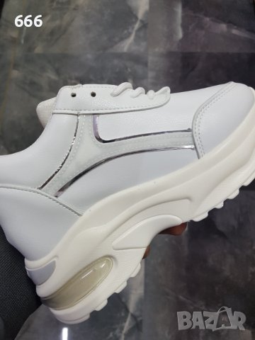 Обувки, снимка 3 - Дамски ежедневни обувки - 43192791