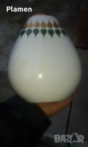 Порцеланова немска ваза с позлата, снимка 1