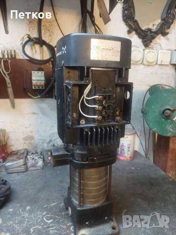 Стъпална помпа грундфос1,6kw , снимка 2 - Водни помпи - 51889500