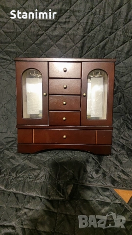 Дървена кутия , гардероб за бижута , снимка 2 - Други - 53374204