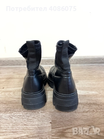 Дамски боти с цип , снимка 2 - Дамски боти - 52306387