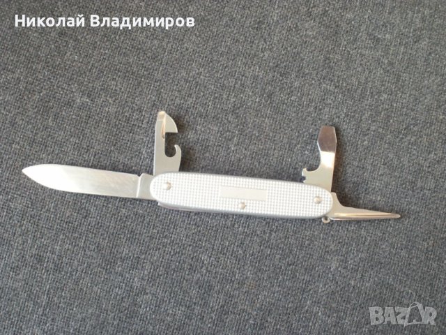 Швейцарско ножче нож victorinox войнишко military, снимка 6 - Ножове - 44015029