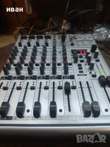 Behringer UB1204FX, снимка 1