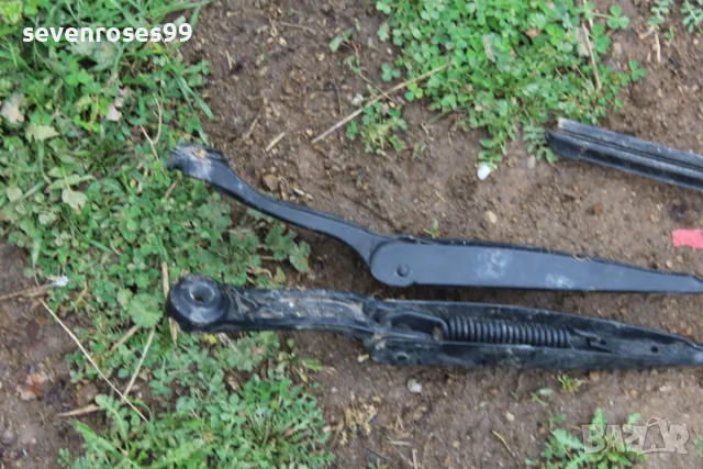 Рамо предни чистачки ляво дясно Фиат Панда 3 1.3D 2012-2022 Fiat Panda 3 4врати , снимка 2 - Части - 49642293