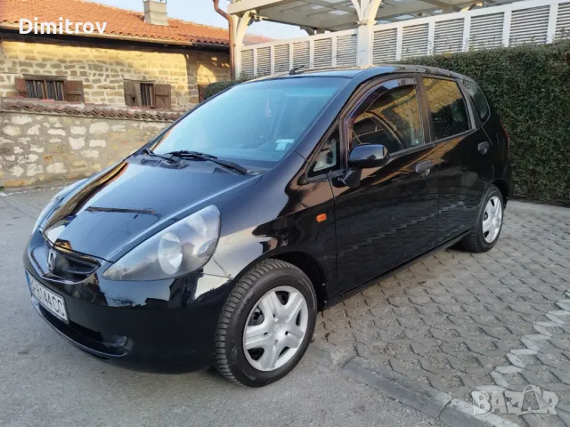 Продава се Хонда джаз Honda jazz 1.4i, снимка 2 - Автомобили и джипове - 48888197