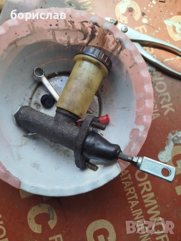 ГАЗ 24, УАЗ горна помпа за съединител, снимка 2 - Части - 51093851