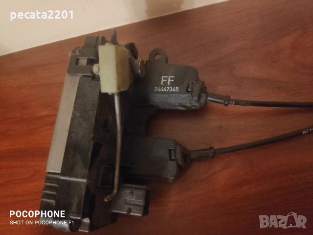Продавам - оригинална брава задна лява врата за Опел Вектра Ц, снимка 2 - Части - 33177263