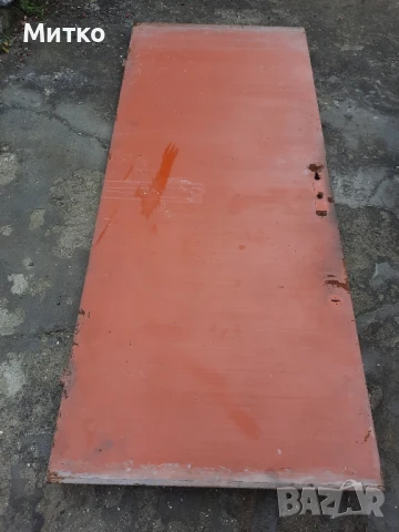 Метална врата без каса