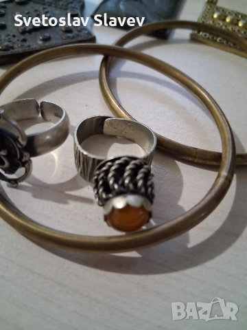 Стари накити.