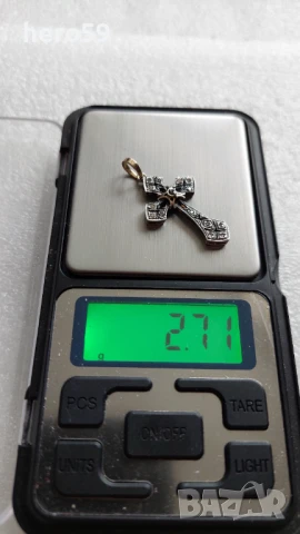 Стар златен 18к кръст с инкрустирани натурални диаманти и сапфир-диамант,злато, снимка 4 - Колиета, медальони, синджири - 51201975