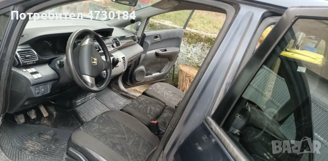 Honda FR-V, снимка 7 - Автомобили и джипове - 53384502