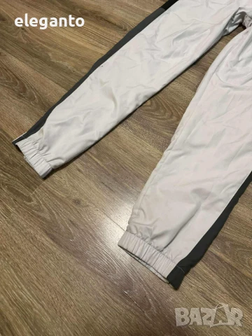Оргинално мъжко долнище Lacoste White Embroidered Logo Track Pants , S размер , снимка 6 - Спортни дрехи, екипи - 50805798