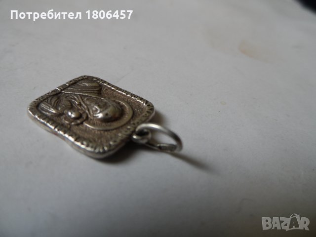 сребърна висулка Богородица, снимка 4 - Колиета, медальони, синджири - 32995335