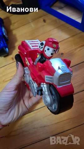 Базата на Пес патрул + кученцата Чейс и Маршъл с мотори, снимка 4 - Коли, камиони, мотори, писти - 51897502