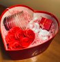 Подаръчна кутия за Св. Валентин, снимка 1 - Романтични подаръци - 43991732
