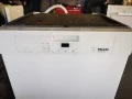 Съдомиялна Miele бяла 60см, снимка 2