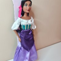 Оригинална кукла Есмералда - Парижката Света Богородица - Дисни Стор Disney store, снимка 2 - Кукли - 39142452