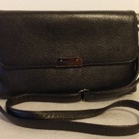 Черна чанта през рамо, снимка 1 - Чанти - 42986751