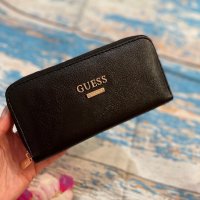 Дамско портмоне портфейл Guess, снимка 1 - Портфейли, портмонета - 39023553